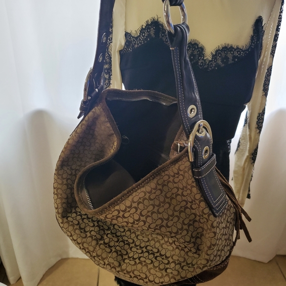 Coach handbag - Picture 1 of 7